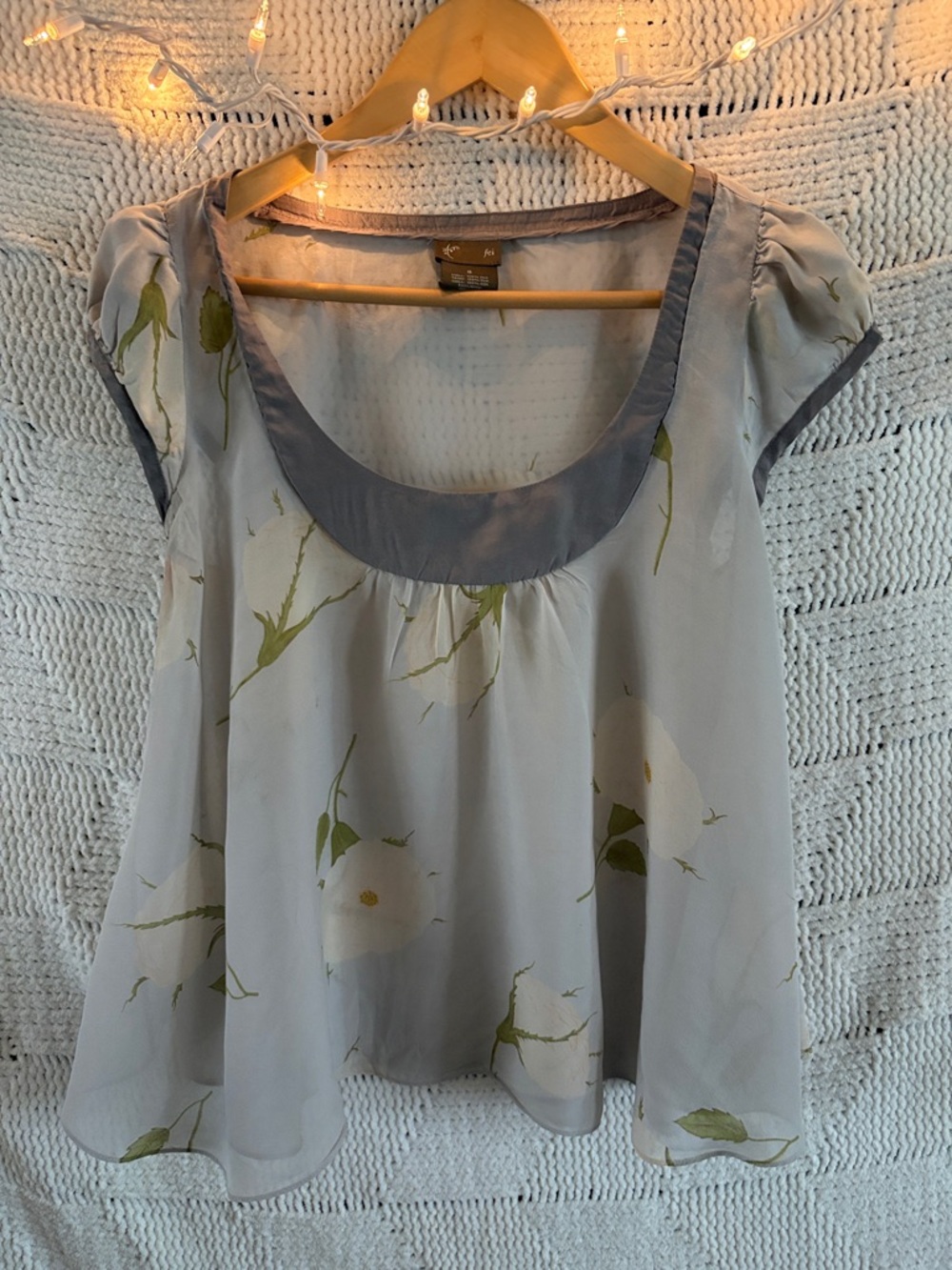 Light Gray Floral Scoop Neck Women’s Blouse